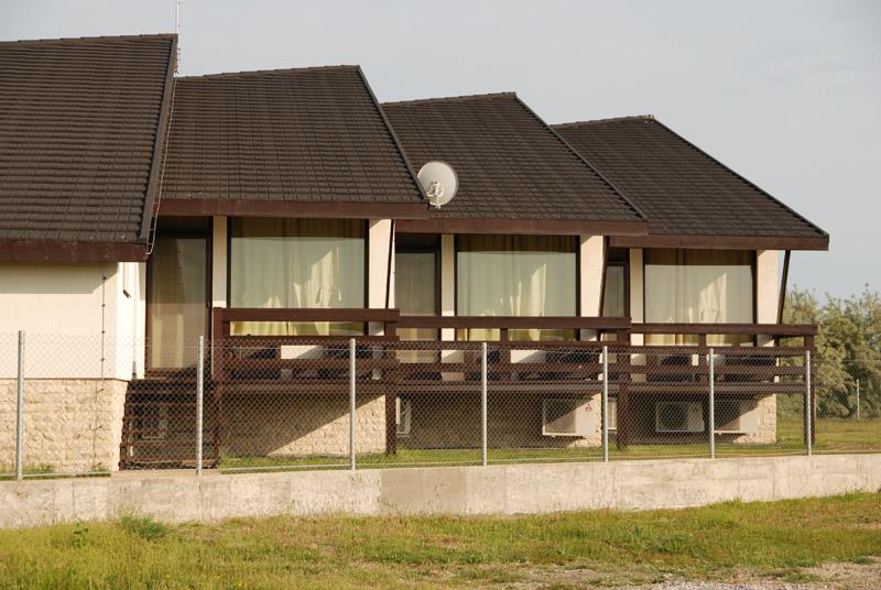 CAZARE IN SULINA - CIREX DELTA CLUB - vila-vedere-spate-2.jpg